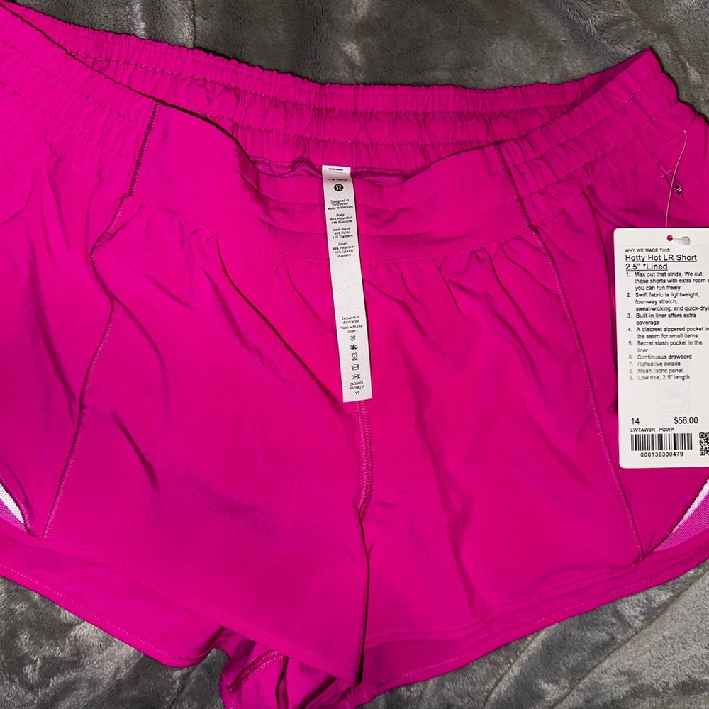 Lululemon Hotty hot 2” power pink shorts 14